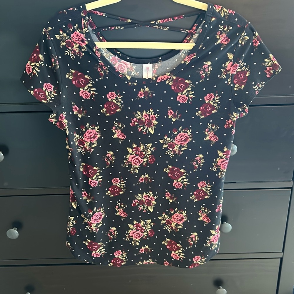 No boundries, fits like a medium